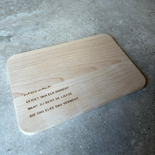 Houten broodplank met spreuk