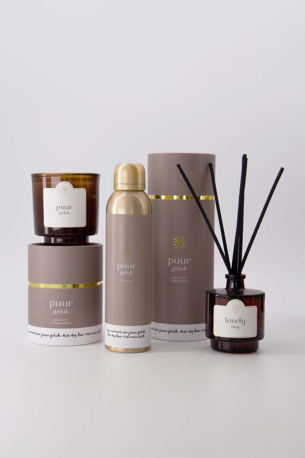 Geurkaars in koker 'puur geluk'