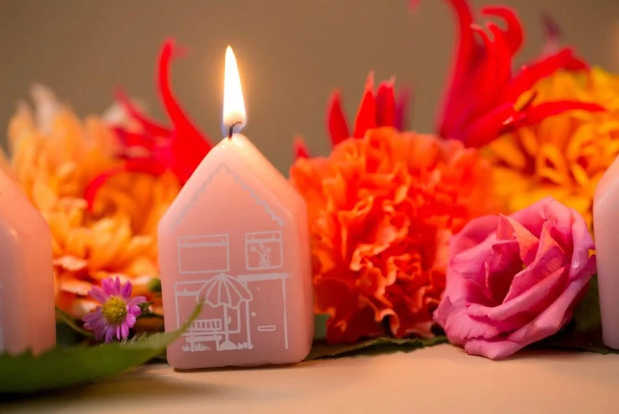 Kaars - klein huisje zomer roze