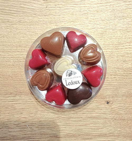 Rond doosje met 8 pralines