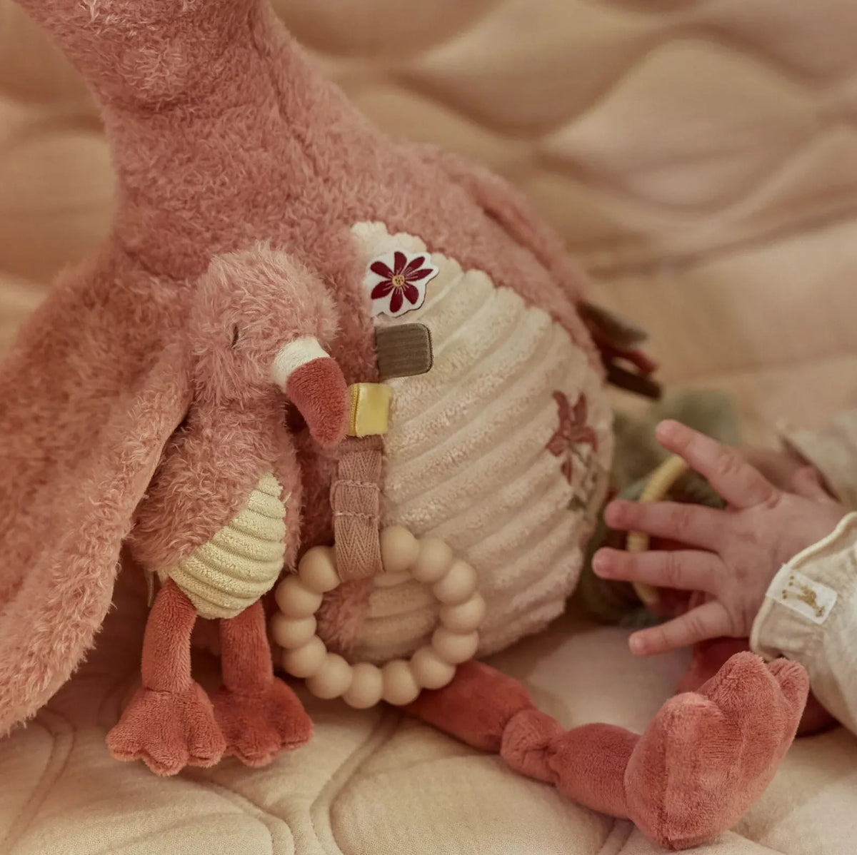 Activiteitenknuffel flamingo