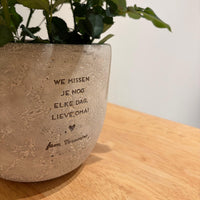 Betonnen bloempot - gepersonaliseerd